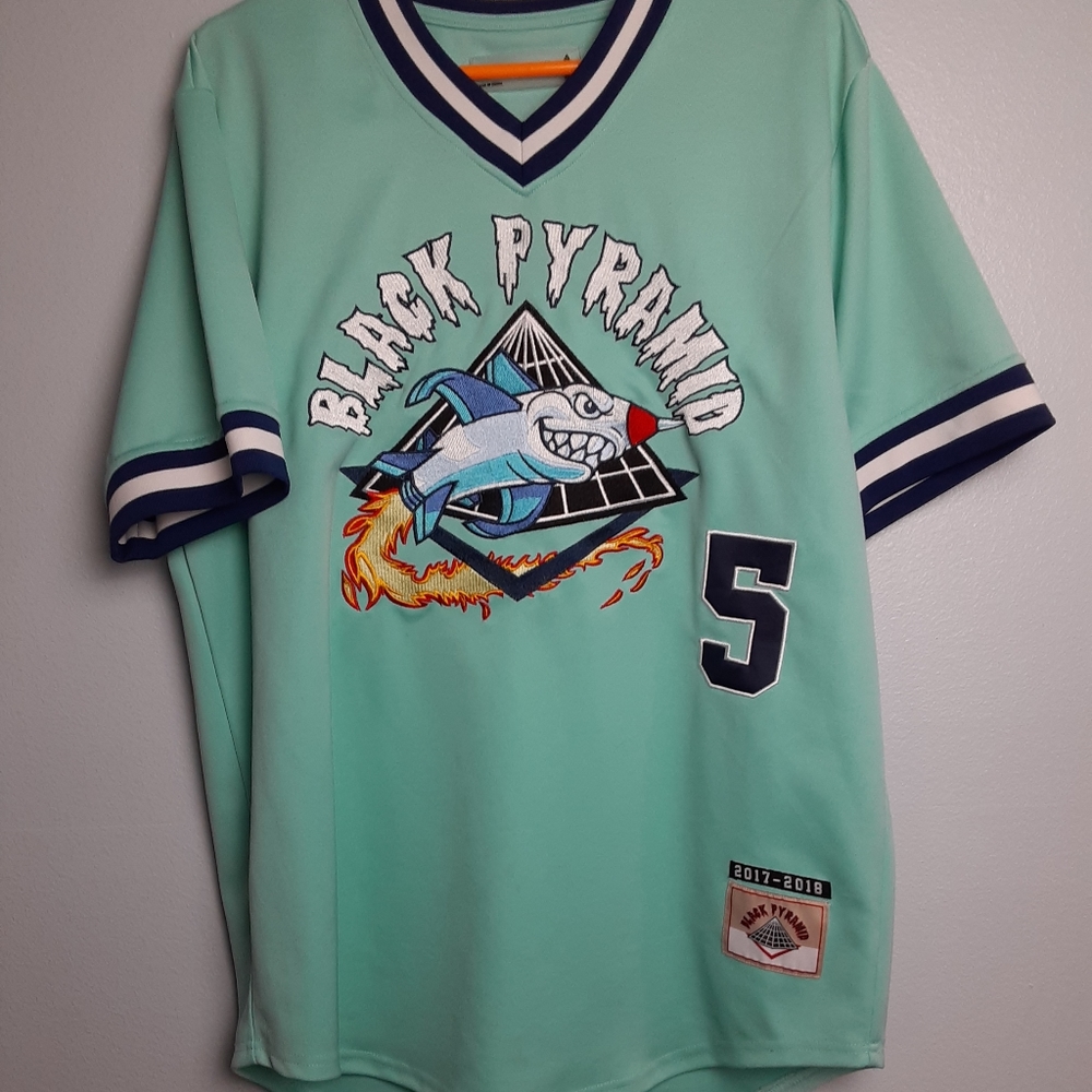 Mens Blake pyramid shirt
